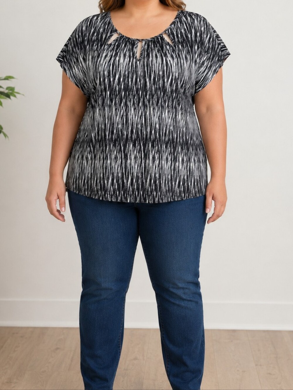 Size 2X Brody Myles Black and White Women's Top